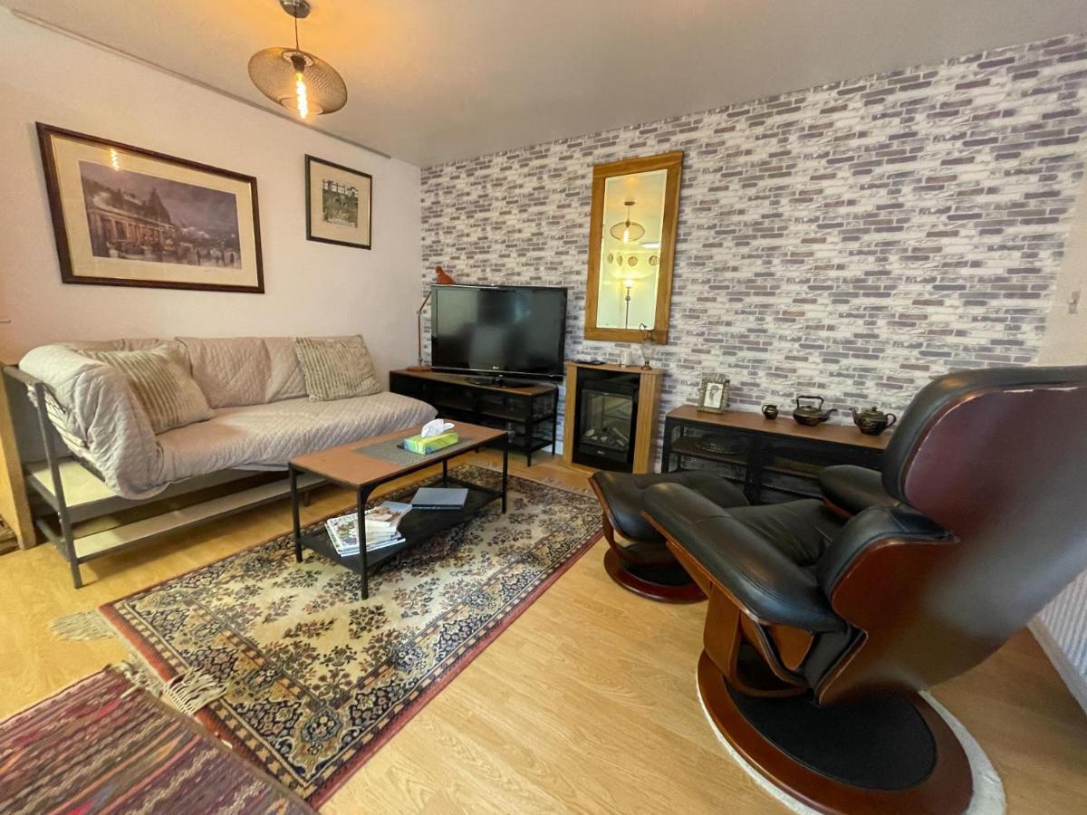 Kelvingrove 2 Bedroom Apartment - Private Parking Глазгоу Екстериор снимка